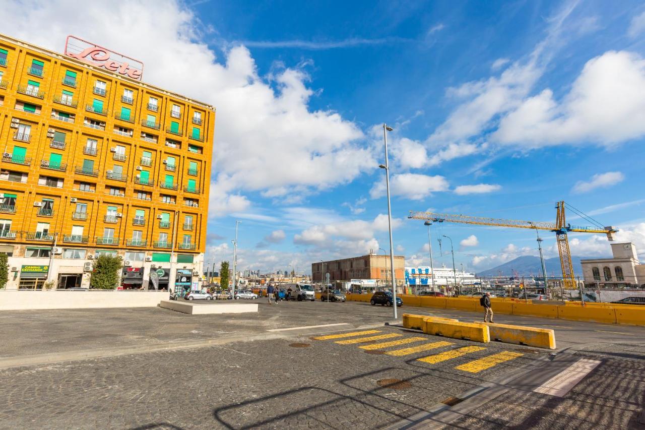 Piazza Municipio Apartments By Wonderful Italy Neapel Exteriör bild